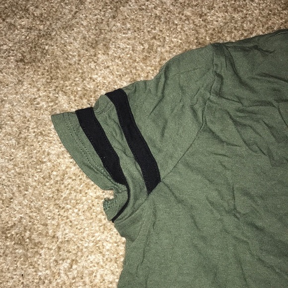 Forever 21 army green crop top - Picture 4 of 5
